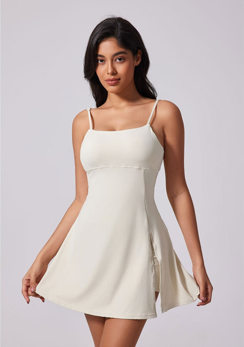 Tennis Dress with Built-in Bra – Breathable Fit for Yoga & Golf