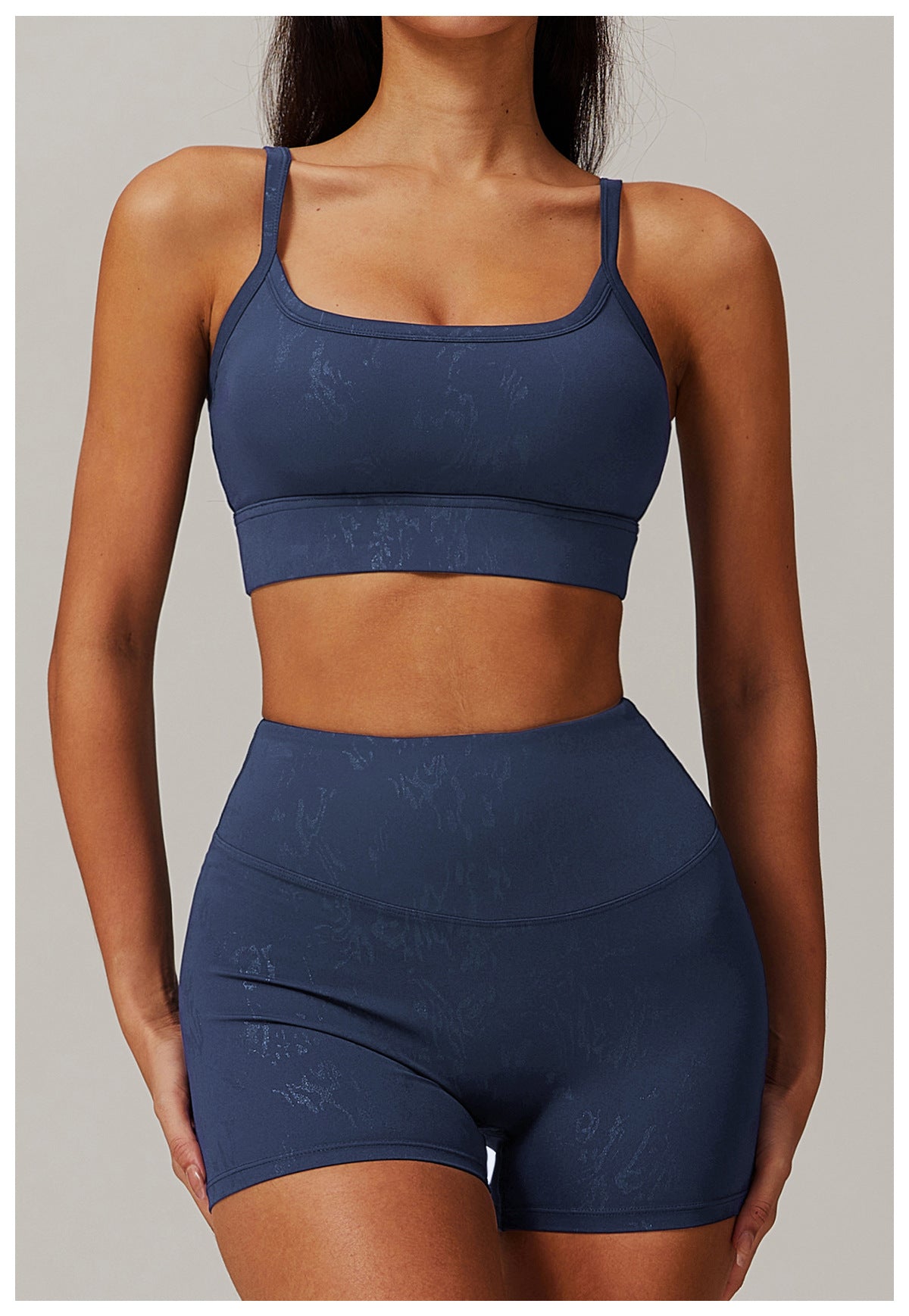 Sculpt & Shine Yoga Set – Shaping Bra + High-Waist Leggings